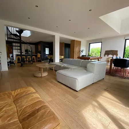 Maison En Campagne Nantaise ブーグネ